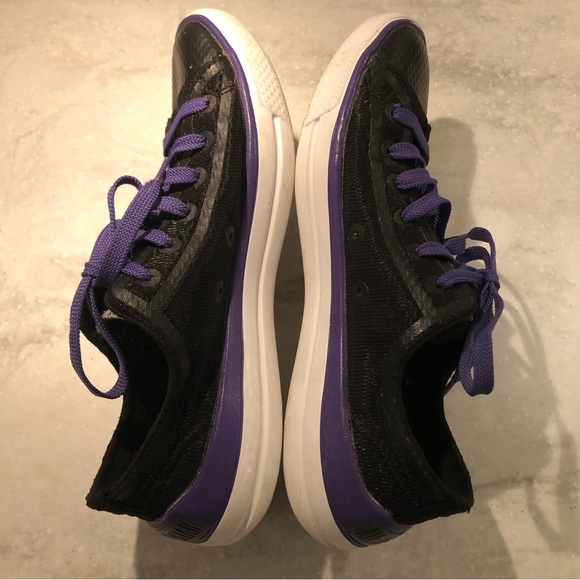 Converse black sneakers with purple laces and white soles.  EUC! - Picture 2 of 7
